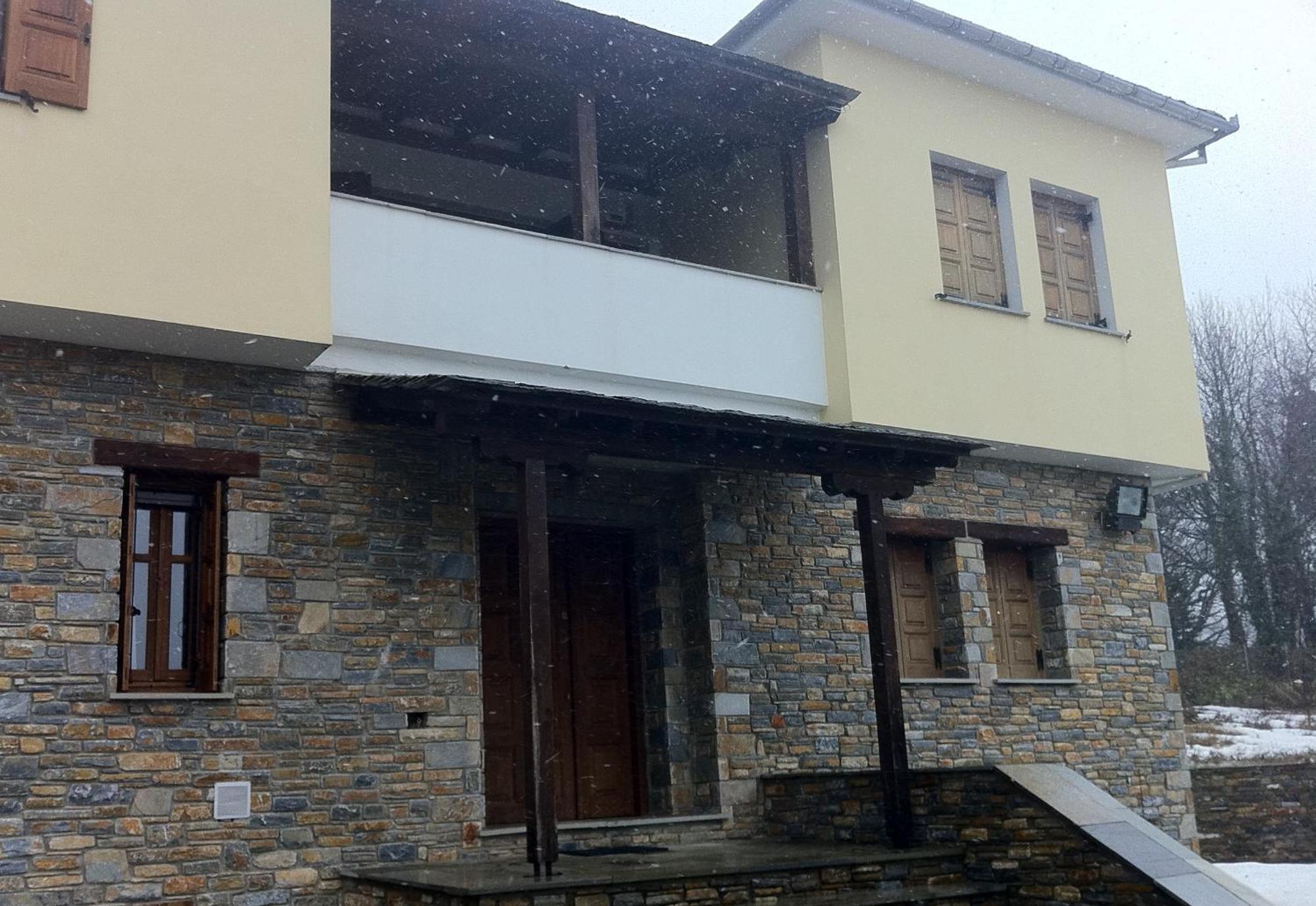 Luxury Villa With Pool In Tsagkarada Exterior foto